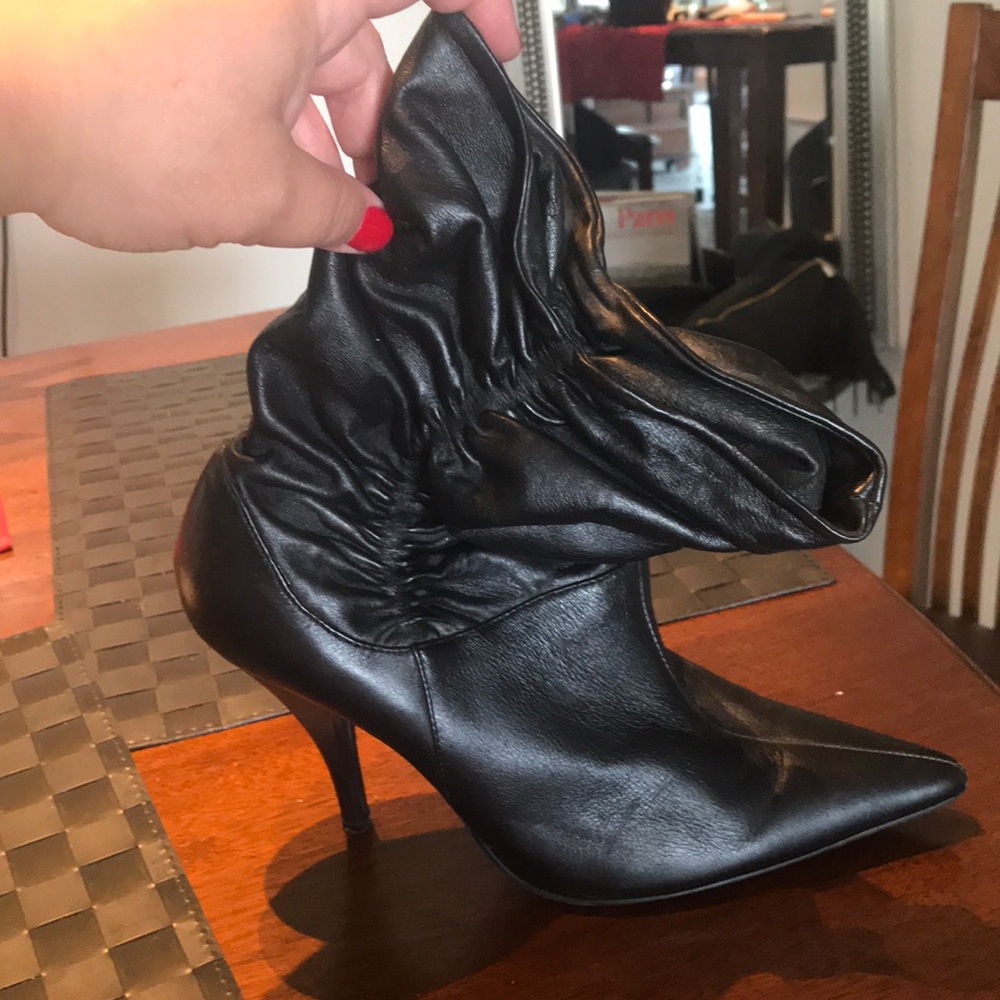 Black Scrunchie boots